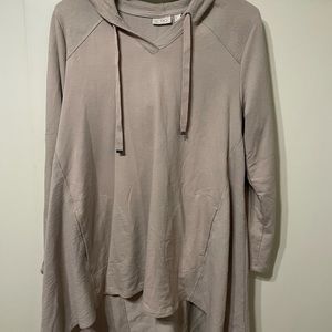 Logo by Lori Goldstein high low hem hoodie